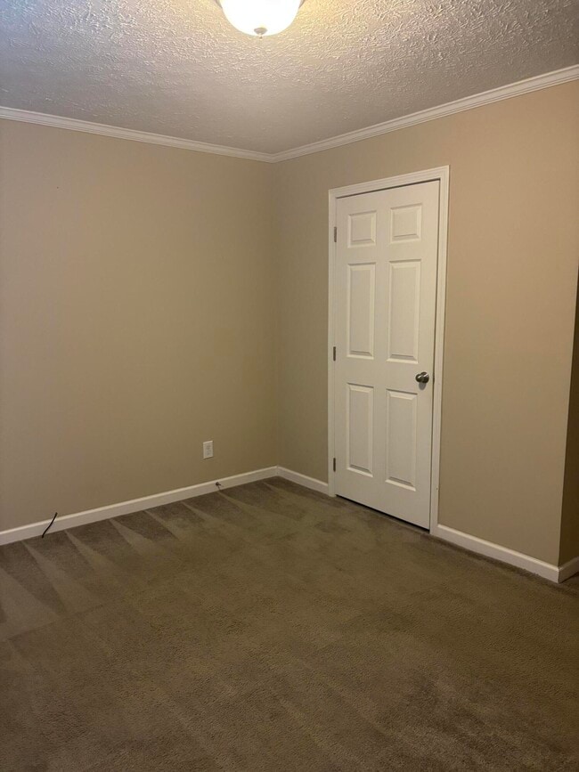 Building Photo - 205 Joy Rd