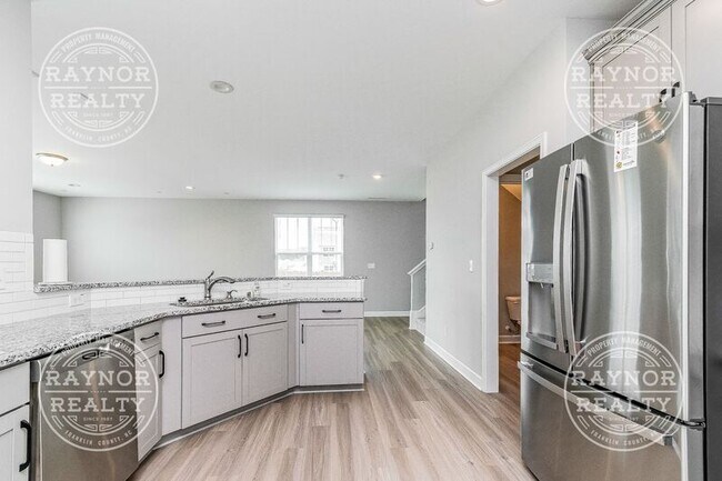 Building Photo - 545 Hawksbill Dr