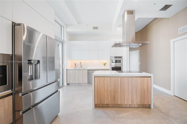 Building Photo - 2001 Meridian Ave