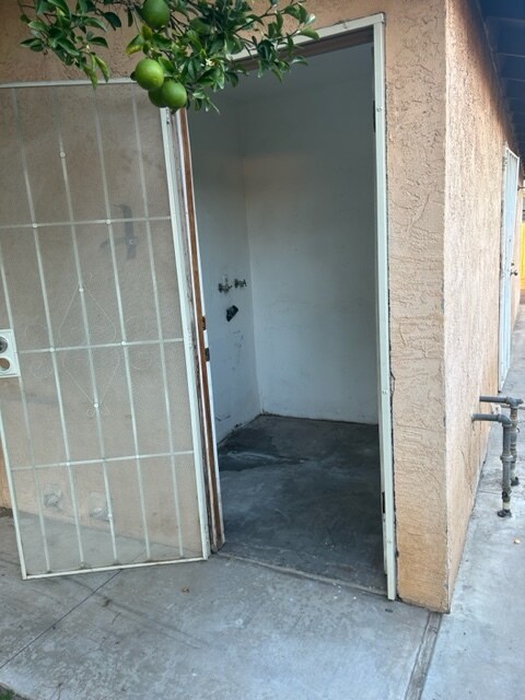 Building Photo - 2616 N Half Moon Dr