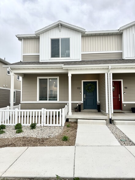 Primary Photo - 102 E Fairmont Pl