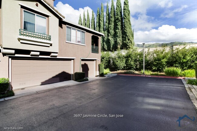 Building Photo - 3697 Jasmine Cir