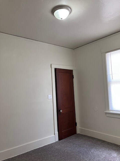Building Photo - 617 E Republic St