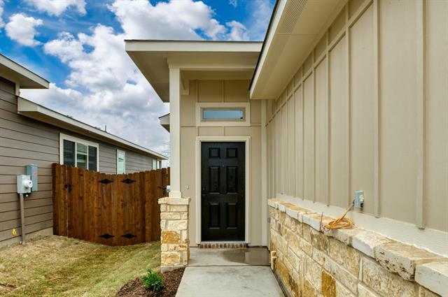 Building Photo - 620-616 Harvest Moon Dr
