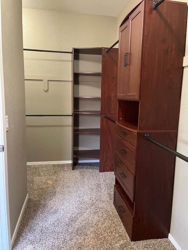 Building Photo - 1307 Paso Robles Ave