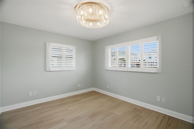 Building Photo - 4436 Floramar Terrace