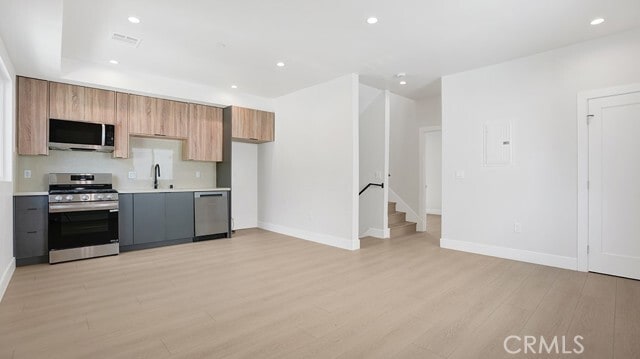 Building Photo - 1213 N Kingsley Dr