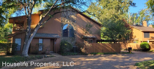 Primary Photo - 3 br, 2 bath House - 3358 Eastwood Dr