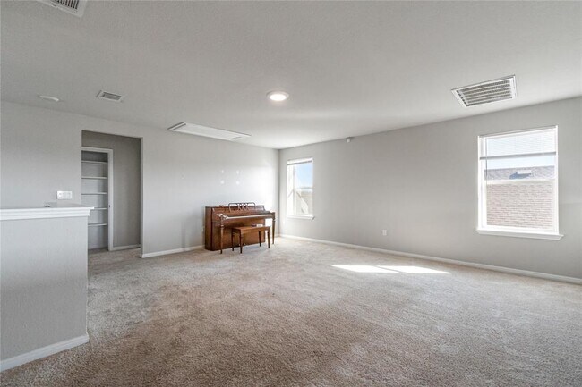 Building Photo - 110 Rainmaker Cv