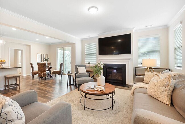 Building Photo - Beautiful Five Bedroom Home in Indian Trail!