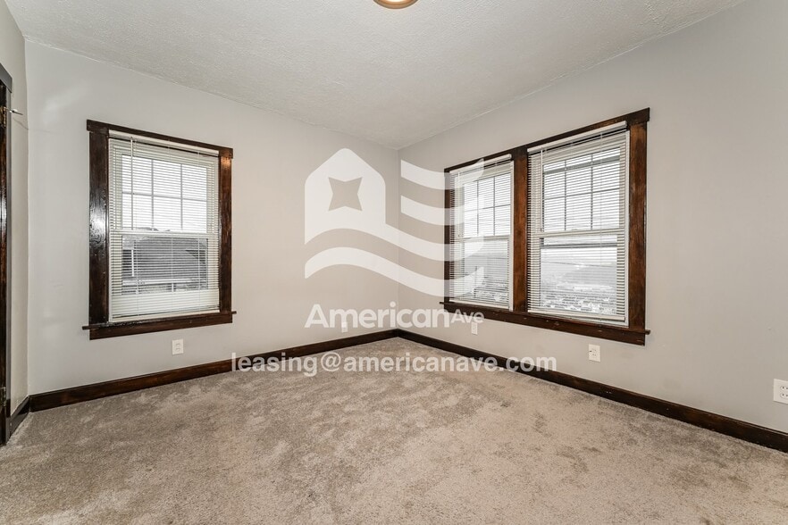 Building Photo - 500 Highland Ave