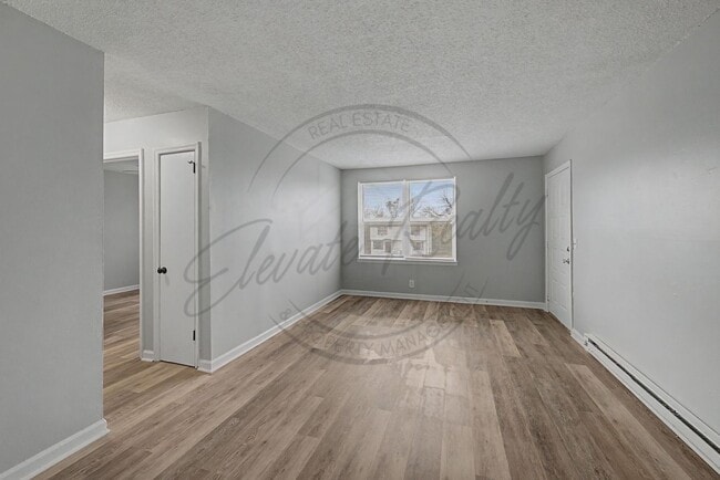 Building Photo - 2505 Highland Trace Dr