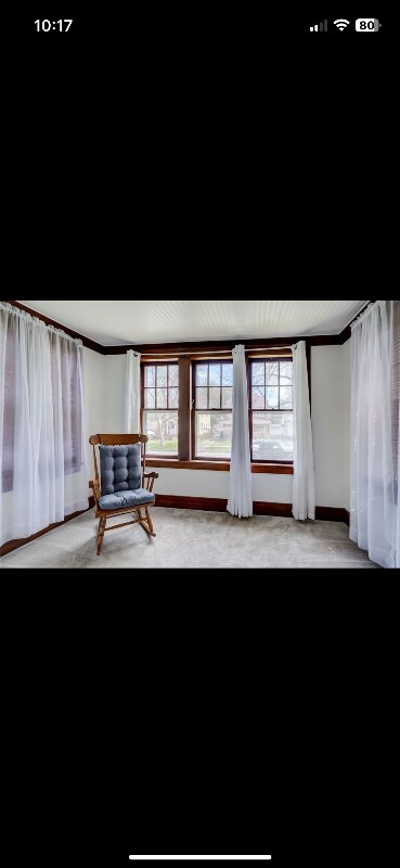 Building Photo - 477 Maplewood Ave