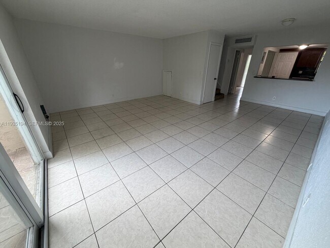 Building Photo - 3751 NW 115th Way