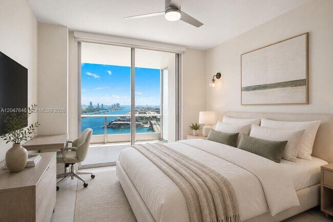 Building Photo - 900 Biscayne Blvd