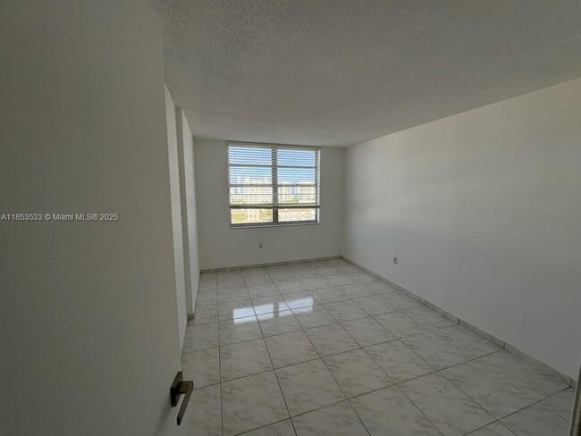 Building Photo - 2750 NE 183rd St