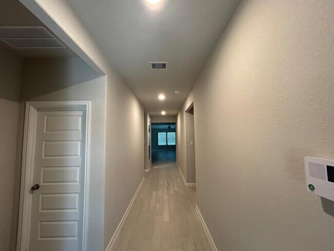Building Photo - 1130 Muscadine Hollow Ln