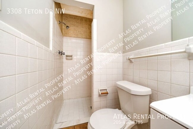 Building Photo - 3308 Teton Dr NW