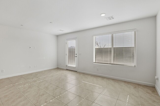 Building Photo - Brand New 2 Bedroom Townhome for Rent! Minutes from Nellis AFB!