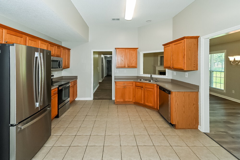 Building Photo - 7753 Meadow Ridge Ln