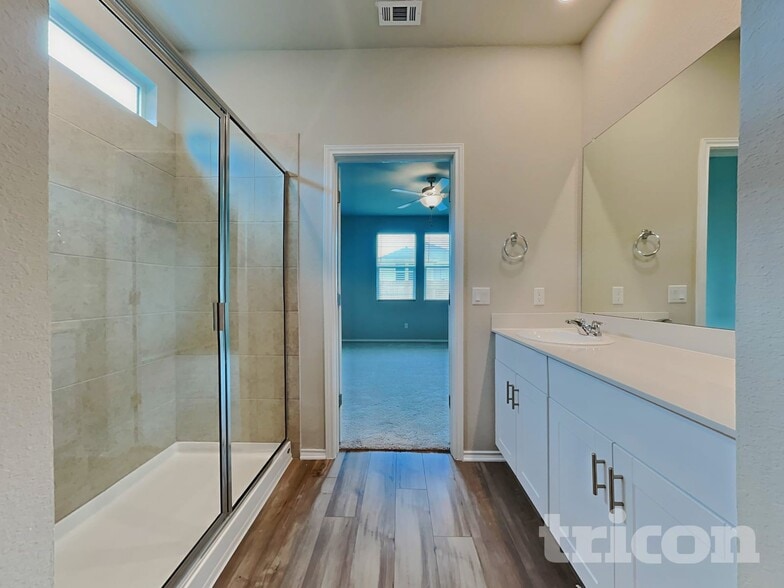 Building Photo - 3524 Stride Ln