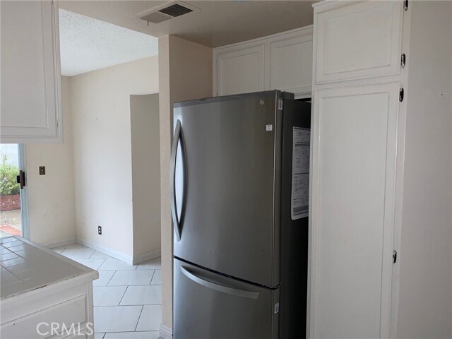 Building Photo - 26941 Stonehaven