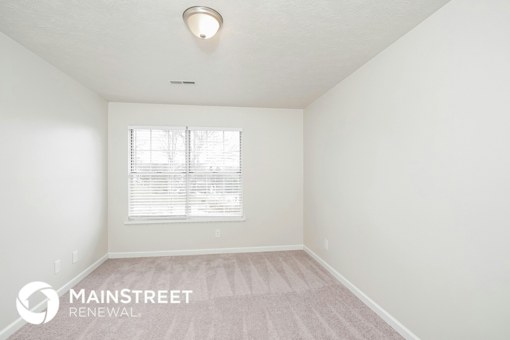 Building Photo - 1517 Randall Park Dr