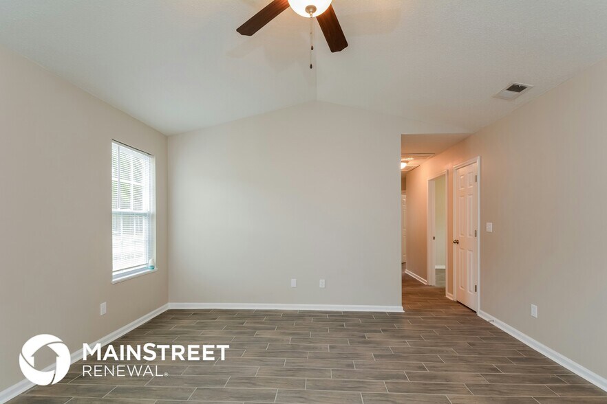 Building Photo - 511 Cotton Ave