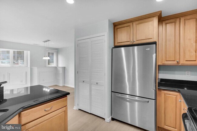 Building Photo - 4986 Dorsey Hall Dr