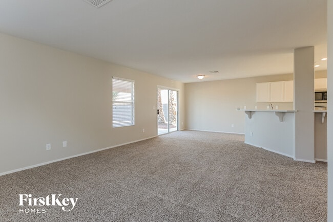 Building Photo - 5576 Summer Joy St