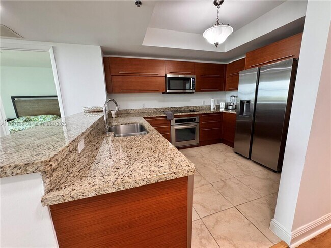 Building Photo - 2681 N Flamingo Rd