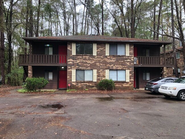 Building Photo - 3206 Ginger Dr