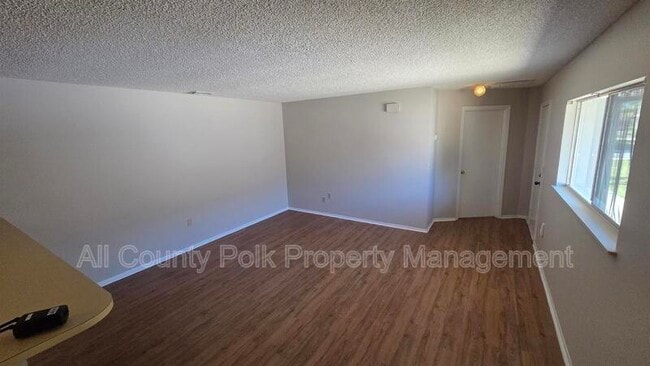 Building Photo - 2116 Brandy Pl