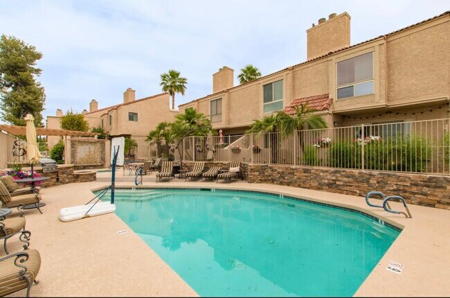 Heated Pool - 7910 E Thomas Rd
