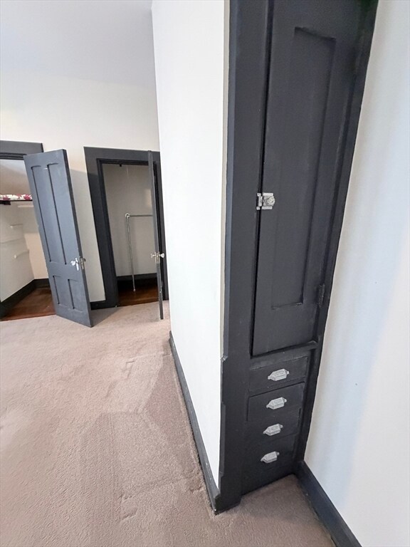 Building Photo - 82 School St