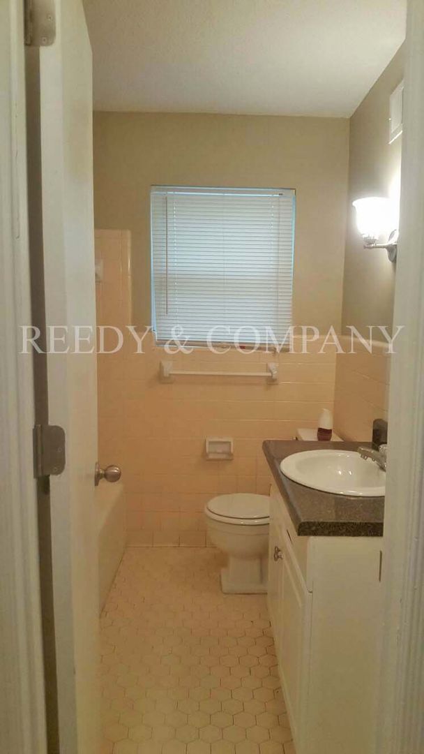 Building Photo - 5227 Marynelle St