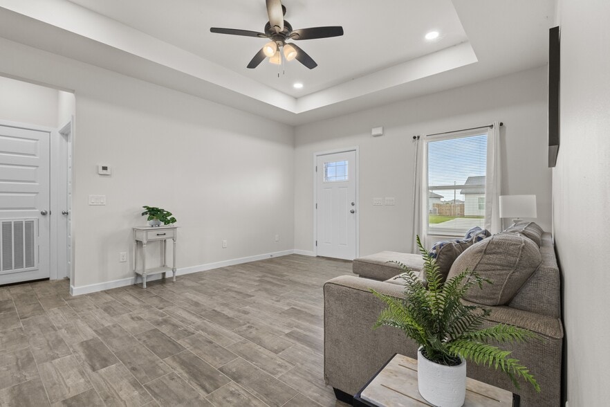 Building Photo - 1809 Unity Dr
