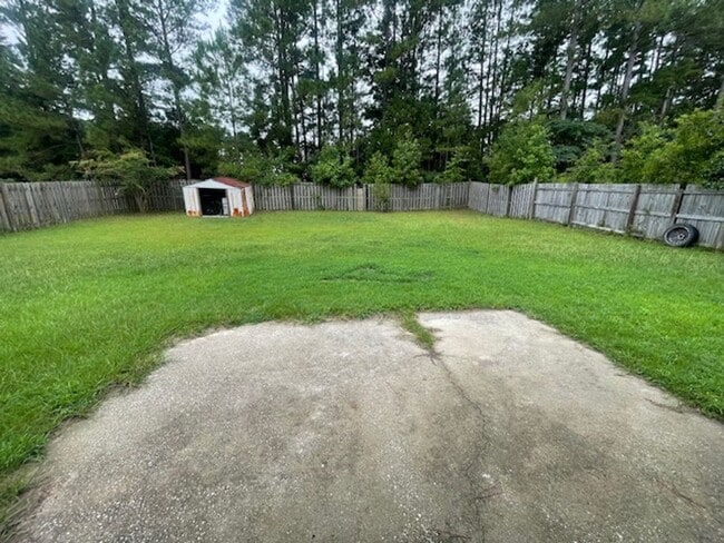 Building Photo - 4723 Laural Oak Dr