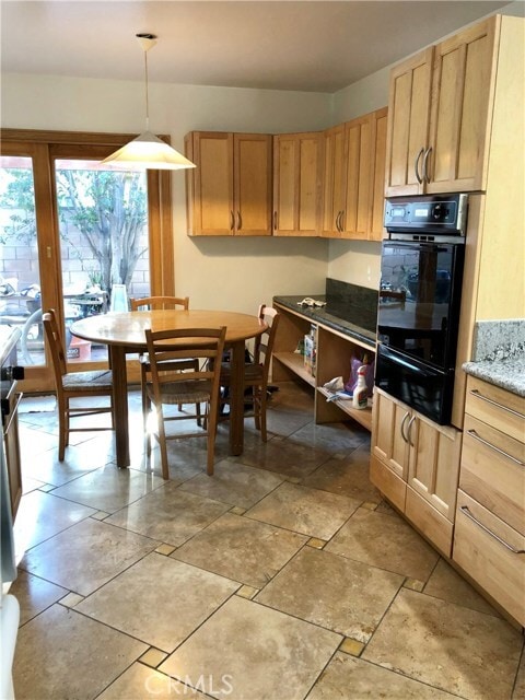Building Photo - 20324 Collegewood Dr