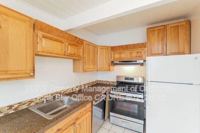 Building Photo - 166 Brush Creek Rd