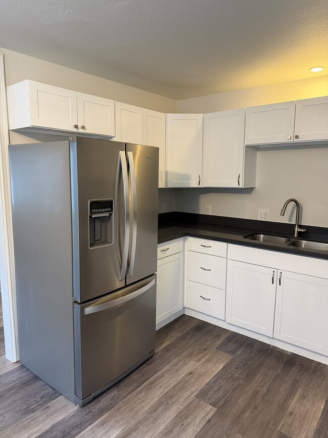 Building Photo - 7511 37th St W