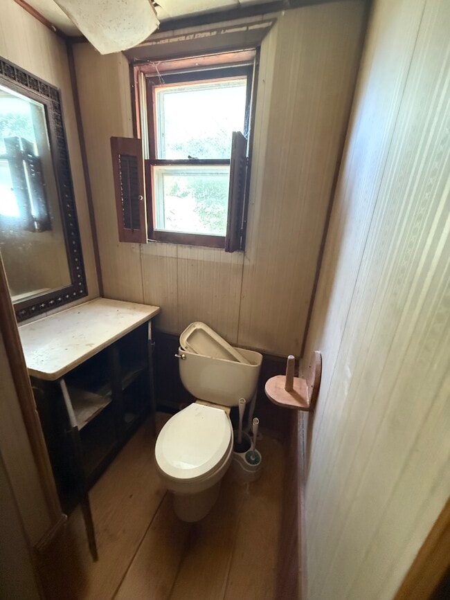 Building Photo - 512 Powell St