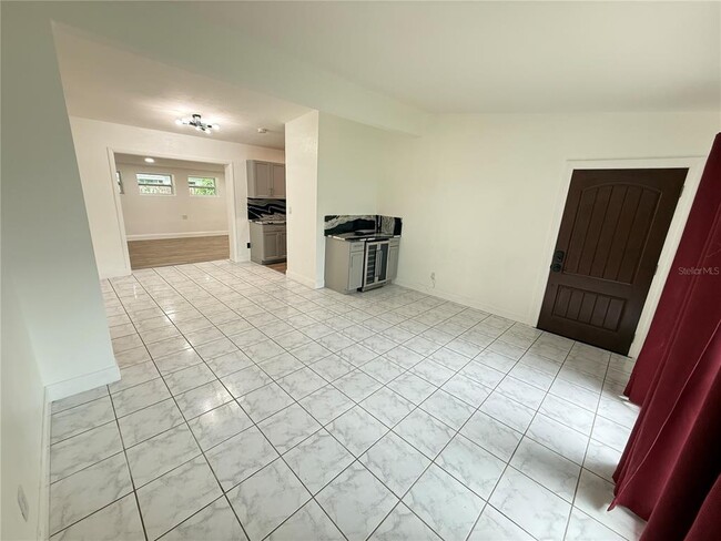 Building Photo - 4394 Pompano Dr SE
