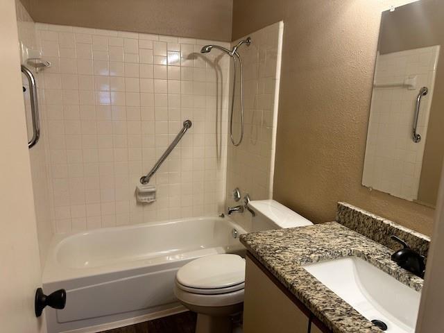 Building Photo - 4705 Sausalito Dr