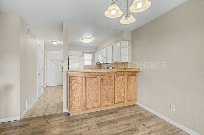 Building Photo - 8757 W Cornell Ave