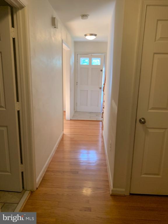Building Photo - 455 Ridgemore St