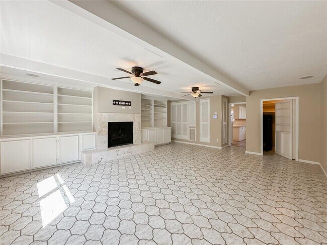Building Photo - 11418 Cypress North Houston Rd