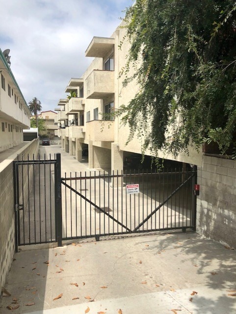 Secure Parking Area - 3739 Clarington Ave