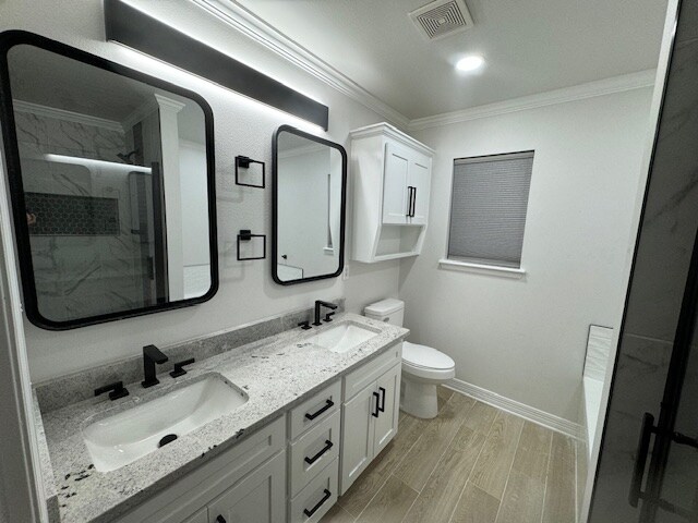Building Photo - 9411 Crooked Creek Dr