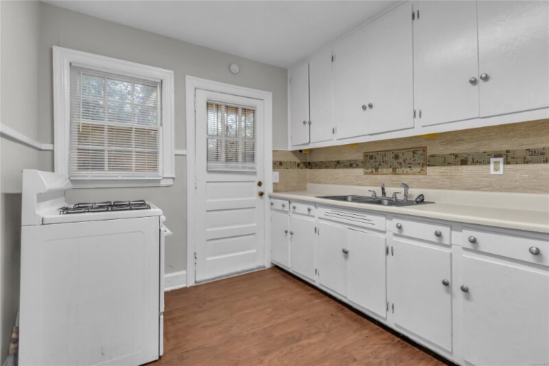 Building Photo - 2614 Skyline Ave